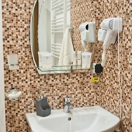 La Maria Si Ioana Apartment Curtea De Arges Room photo