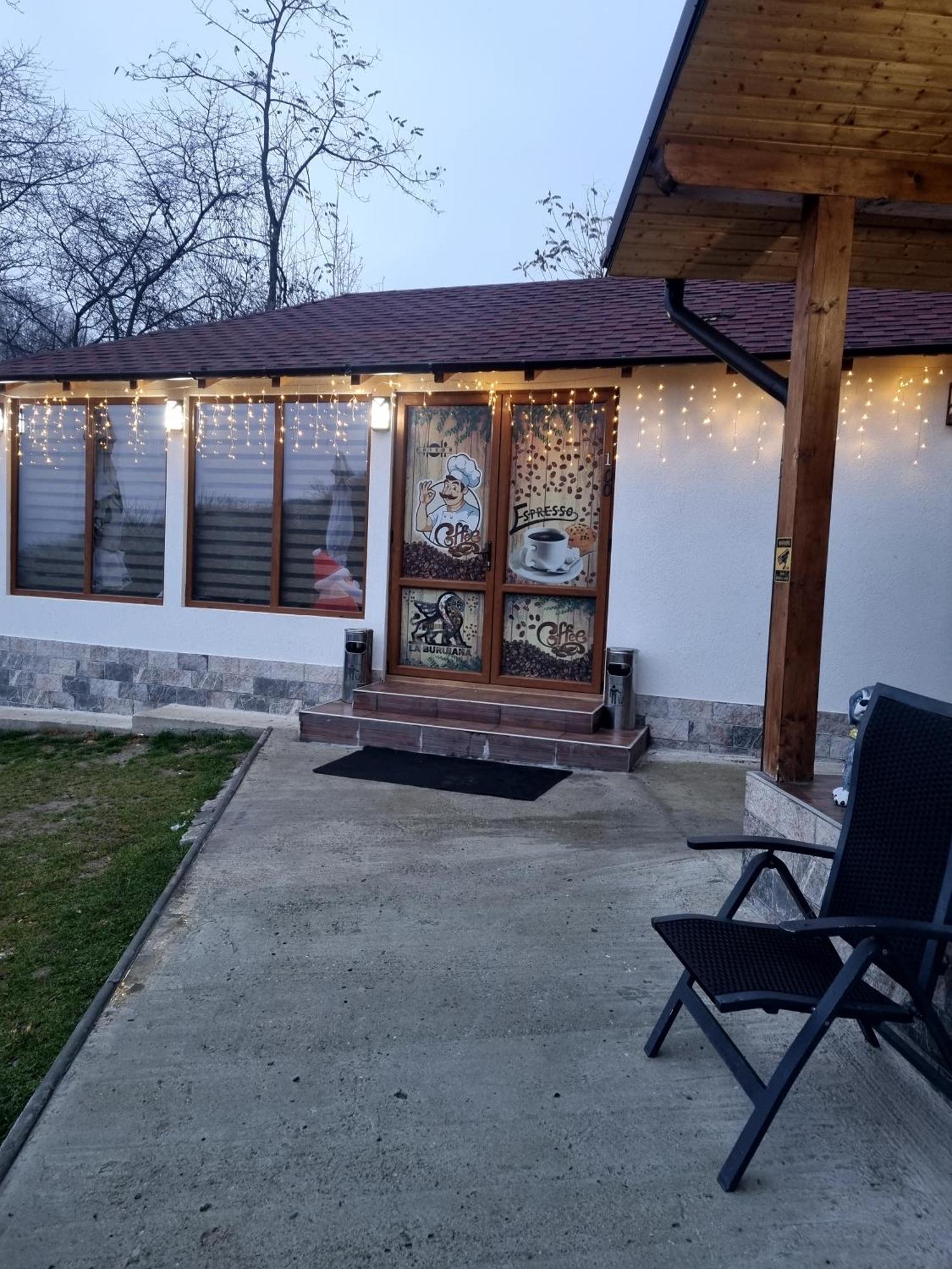 La Maria Si Ioana Apartment *