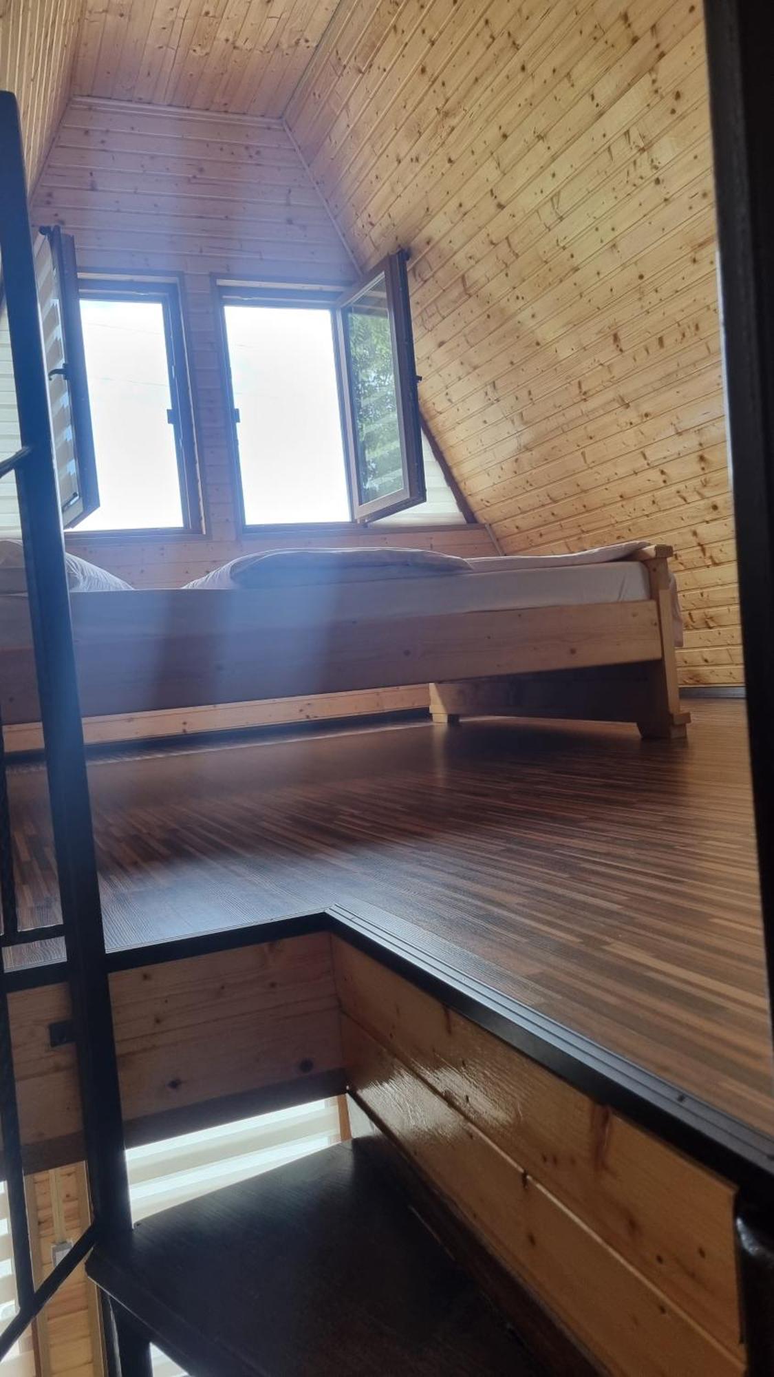 La Maria Si Ioana
