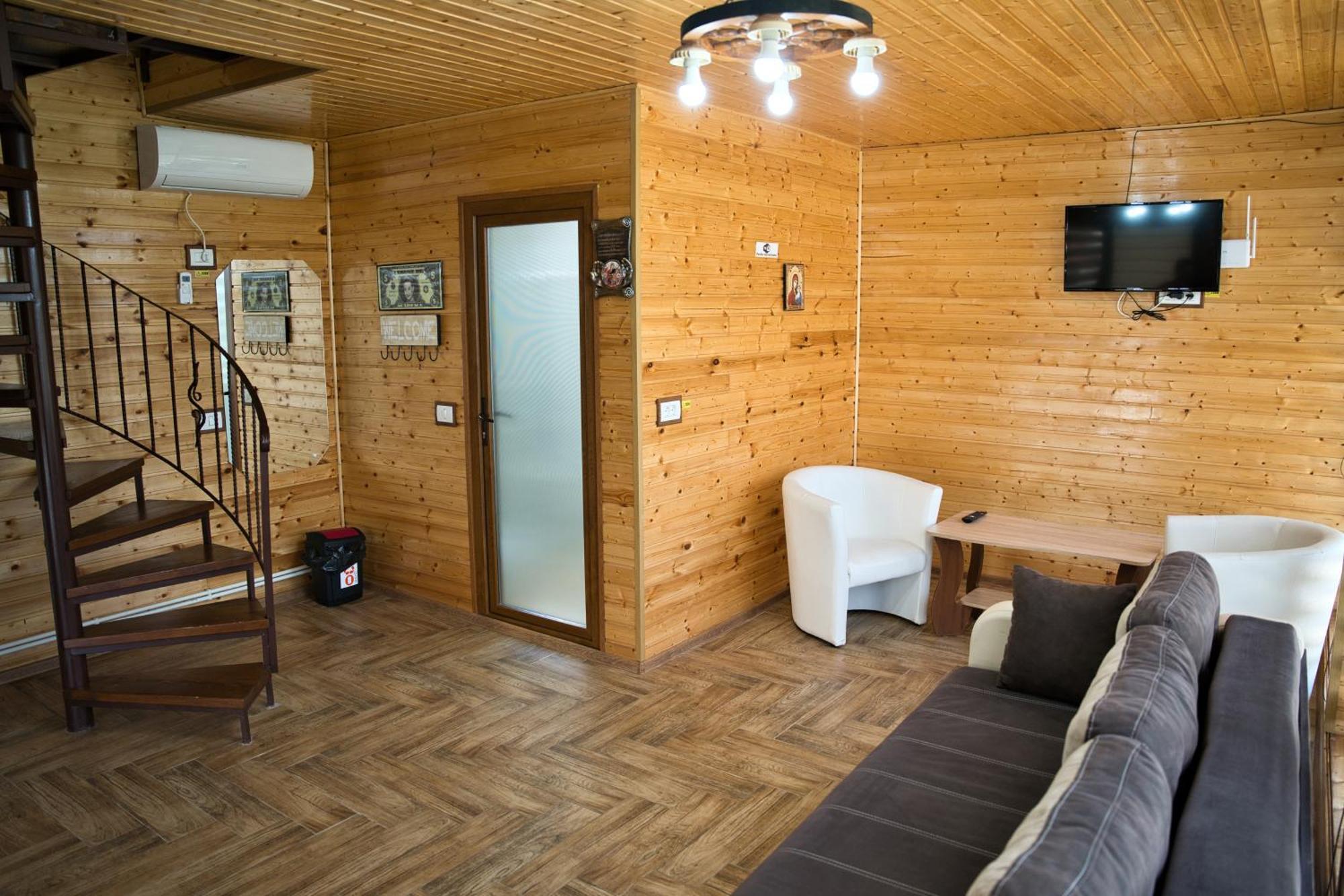 La Maria Si Ioana Apartment *